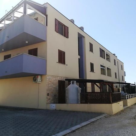 Apartment Rossella Нін Екстер'єр фото