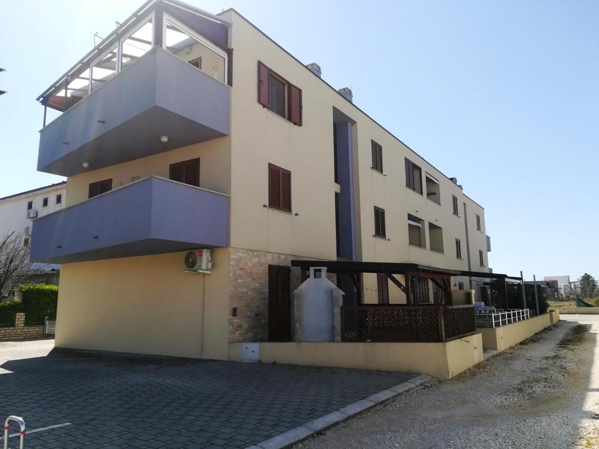 Apartment Rossella Нін Екстер'єр фото