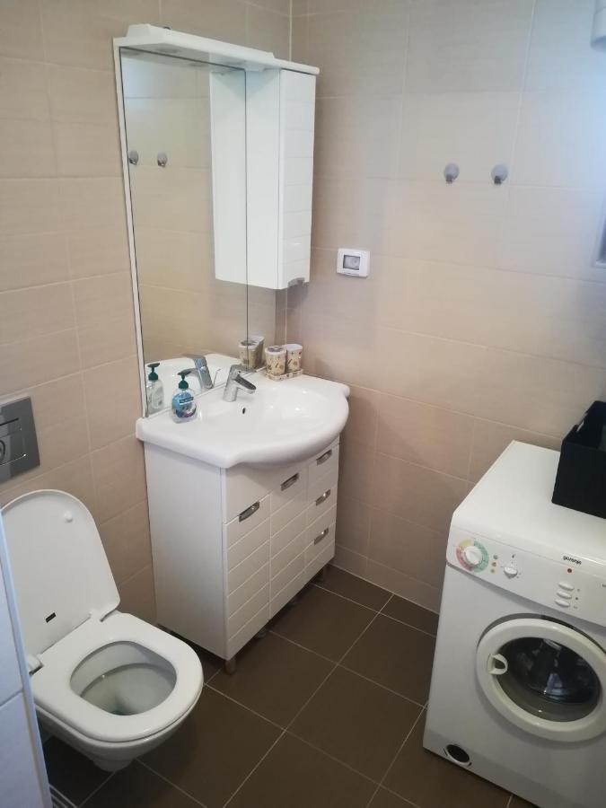 Apartment Rossella Нін Екстер'єр фото