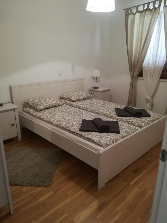 Apartment Rossella Нін Екстер'єр фото
